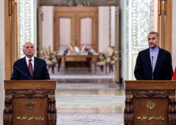 العراق يشكو انخفاض الغاز الإيراني ويحول أموال طهران لمصرف سعودي