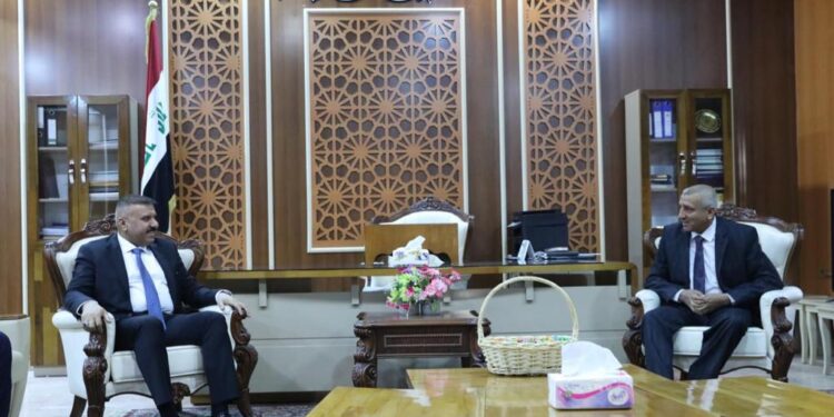 وزير الداخلية يلتقي رئيس محكمة استئناف صلاح الدين