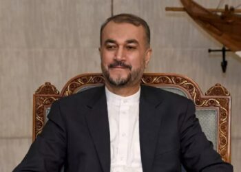 وزير الخارجية الإيراني .. هناك إمكانية كبيرة لــ”تنفيــذ مشاريع اقتصادية مع السعودية”