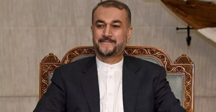 وزير الخارجية الإيراني .. هناك إمكانية كبيرة لــ”تنفيــذ مشاريع اقتصادية مع السعودية”