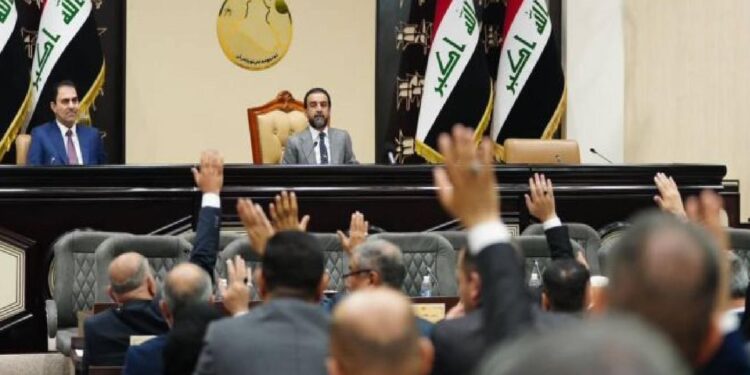 البرلمان يعقد جلسته برئاسة الحلبوسي و يصوت على مشروع تمليك أراضٍ سكنية لمنتسبي شركة نفطية