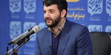 إيران تجري محادثات مع (18 دولة لإقامة مناطق حرة مشتركة)