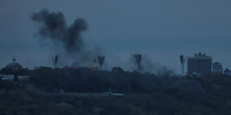 أوكرانيا تسقط صاروخاً روسياً “لا يمكن اسقاطه”