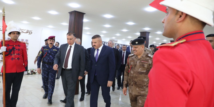 وزير الداخلية ونظيره الأردني يزوران مدرسة التدريب الخاص بالشرطة الاتحادية