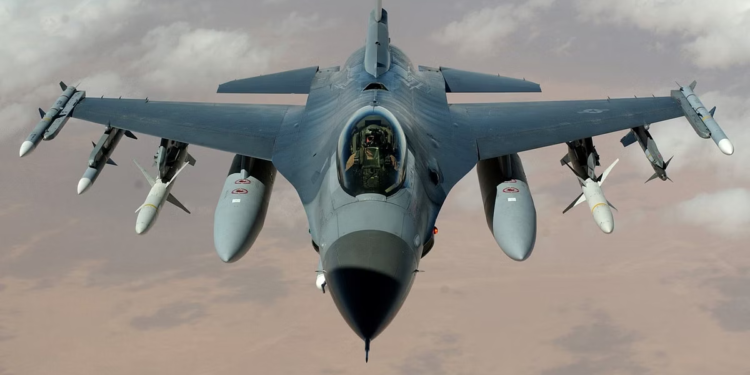 دراسة سيناريوهات “لعبة حربية جديدة” في أوكرانيا