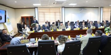 وزير الداخلية يرأس اجتماع اللجنة المركزية لمكافحة الاتجار بالبشر