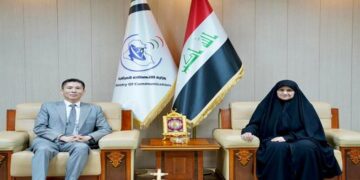 وزيرة الاتصالات تلتقي بالسفير الصيني