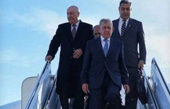 رئيس الجمهورية يصل إلى عمان