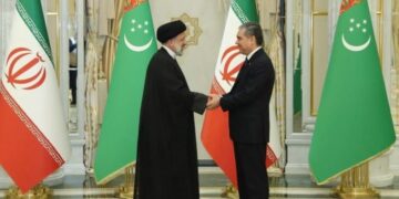 إيران تبرم عقد لــ(استيراد الغاز من تركمانستان) في القريب العاجل