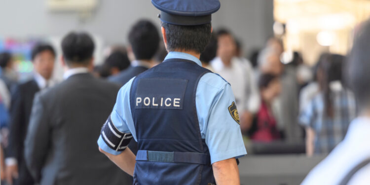 اليابان .. عصابات تجند مراهقينلارتكاب جرائم نهب وسطو مسلح.. ” تختارهم عبر الإنترنت “