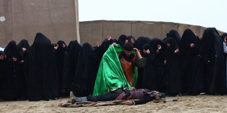 ما حقيقة (جماعة القربان) في العراق؟ يعبدون “الإمام علي” ويقدمون له قرابين بشرية عن طريق القرعة