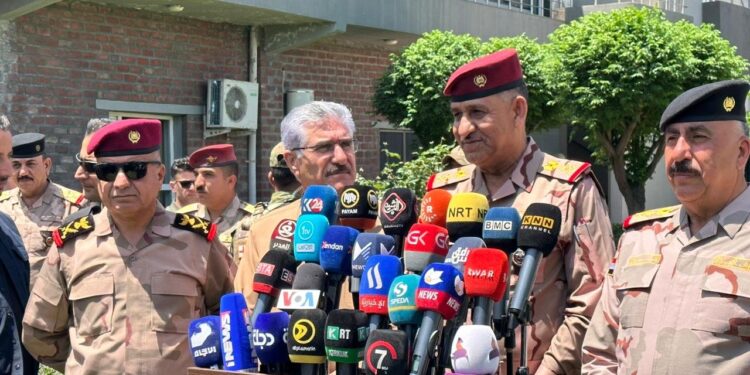 العمليات المشتركة والبيشمركة تبحثان “تفعيل اللجان وتعزيز الأمن”