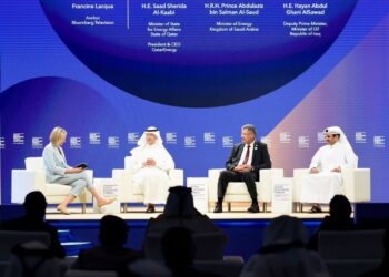 خوض مباحثات في مجال الطاقة بين العراق و السعودية وقطر