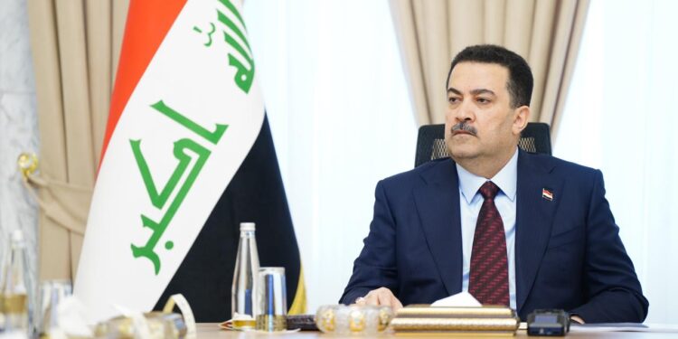 السوداني .. ساحات العمل شهدت إبداع مهندسينا ببناء العراق