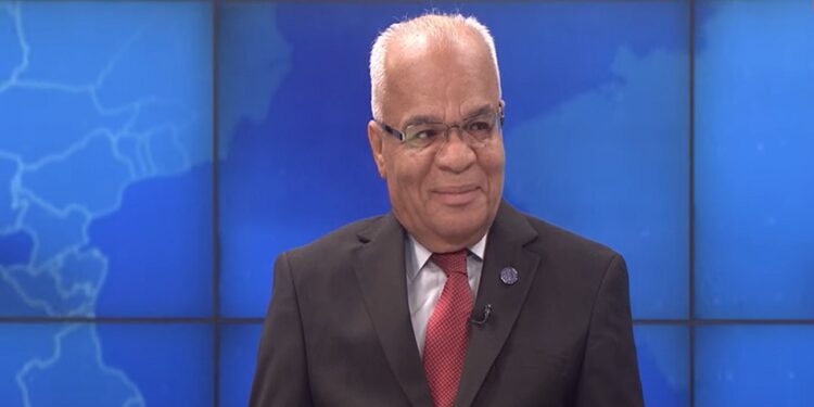 النصيري .. تذبذب سعر الصرف في السوق الموازي “مؤقت” وسينخفض قريباً