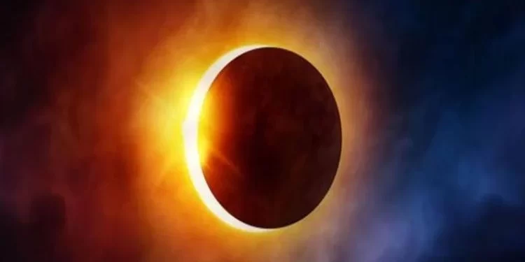 اول خسوف للقمر للعام الحالي يحدث يوم غد