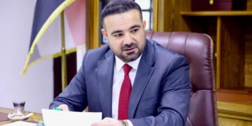 رئيس هيئة التقاعد الوطنية يعلن عن (إكمال دراسة زيادة رواتب التقاعدين)