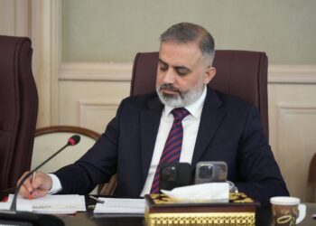 الكلابي .. سيتم استضافة 15 محافظا يوم غد السبت لمناقشة مخصصات الموازنة للمحافظات