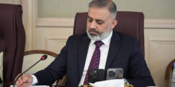 الكلابي .. سيتم استضافة 15 محافظا يوم غد السبت لمناقشة مخصصات الموازنة للمحافظات