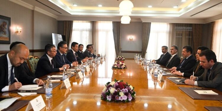 رئيس حكومة إقليم كوردستان يستقبل وفداً يابانياً