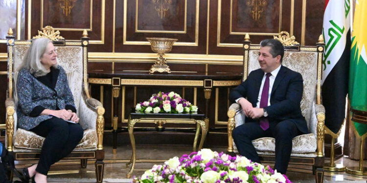 رئيس حكومة إقليم كوردستان يستقبل السفيرة الأمريكية