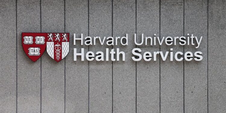 إيقاف مدير مشرحة كلية الطب في جامعة هارفارد بتهمة سرقة أعضاء بشرية