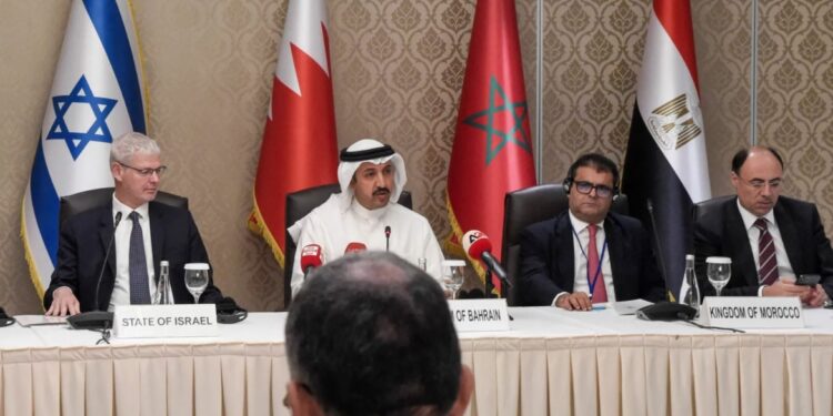 25% من صادرات اسرائيل العسكرية إلى الدول العربية المطبعة