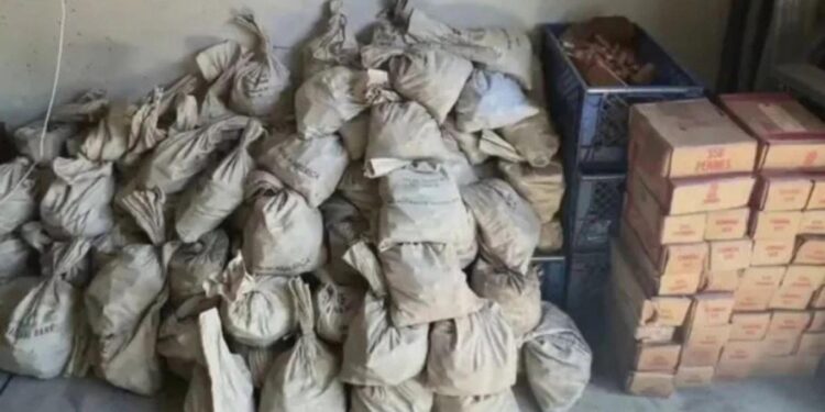 عائلة أميركية تعثر على (مليون سنت) داخل منزلها