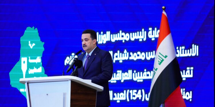 السوداني يوجّه بحزمة من التسهيلات لممارسة العمل الصحفي بمناسبة عيد الصحافة العراقية