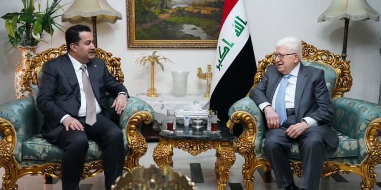 السوداني يزور رئيس الجمهورية الأسبق فؤاد معصوم