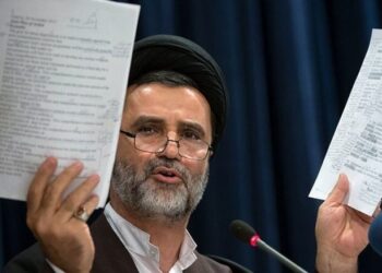 ايران .. نائب يدعو لــ “رفع مستوى التخصيب” للحصول على المزيد من التنازل من الطرف الغربي
