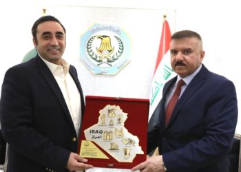 وزير الداخلية يلتقي وزير خارجية جمهورية باكستان