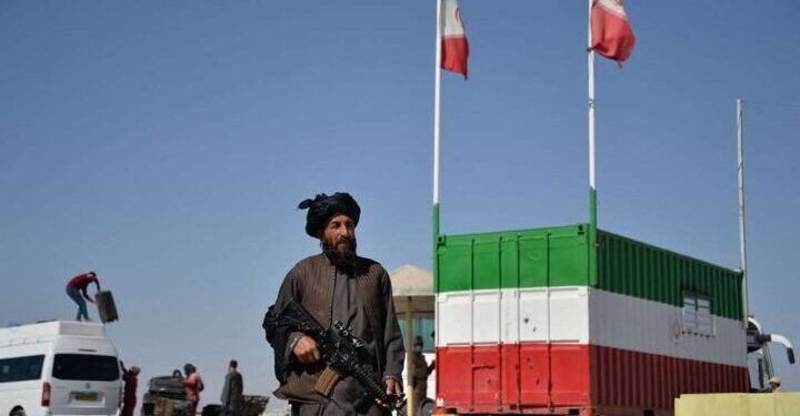 إيران تعرض على طالبان تدريــب قواتها على( بروتوكولات أمن الحدود)