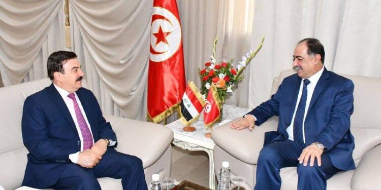 العراق وتونس يبحثان التسريع في مشروعي اتفاقيتي التعاون في مجالي (الامن والحماية المدنية)