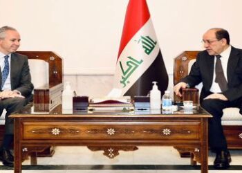 المالكي يلتقي السفير الاسباني