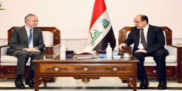 المالكي يلتقي السفير الاسباني