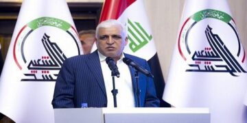 الفياض .. الحشد الشعبي يأتمر بأمر القائد العام للقوات المسلحة ويخضع لأوامر قيادة العمليات المشتركة