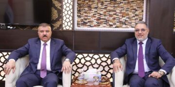 وزير الداخلية يلتقي رئيس الهيئة الوطنية للمساءلة والعدالة والبحث بــ (التعاون والتنسيق المشترك)