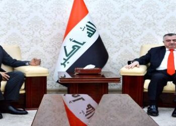 العراق والكويت يبحثان اعمال اللجنة الفنيَّة والقانونيَّة المعنيَّة بـ(ترسيم الحدود البحريَّة)