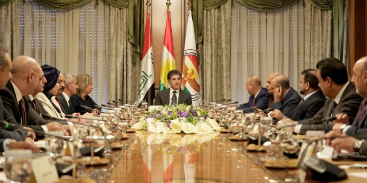 نيجيرفان بارزاني يجتمع مع وفد (المفوضية العليا)  لبحث الاستعدادات لإجراء انتخابات برلمان كوردستان