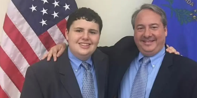 ملياردير أمريكي ينجو من جحيم “الغواصة تيتان”