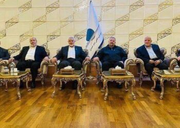 وفد حماس برئاسة (إسماعيل هنية) يصـــل طهران