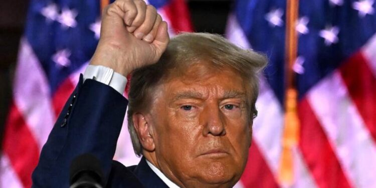 ترامب يعتبر محاكمته استغلالاً للسلطة في بلاده