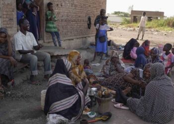 السودان ..عدد النازحين بسبب الحرب تجاوز الـ 3 ملايين وسط ازدياد “حالات الاغتصاب”