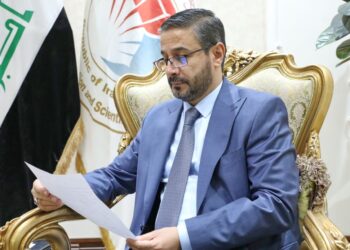 وزير التعليم يخصص مقاعد دراسية خاصة على صعيد الدراسة الأوليّة (لحفظة القرآن الكريم)