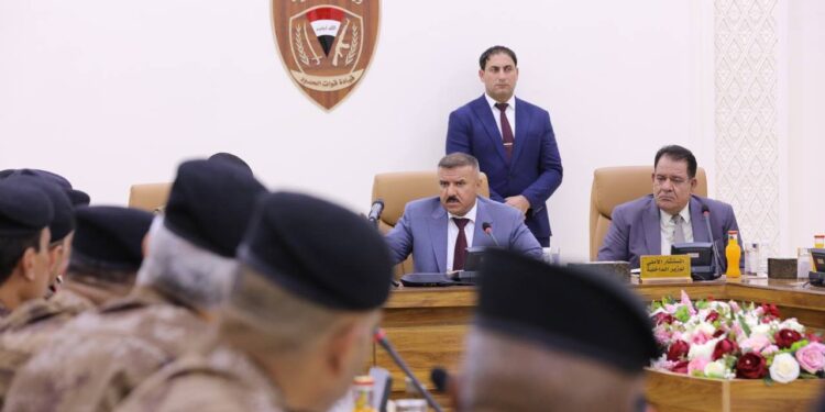 وزير الداخلية يفتتــــح مركز مراقبة الكاميرات الحدودية