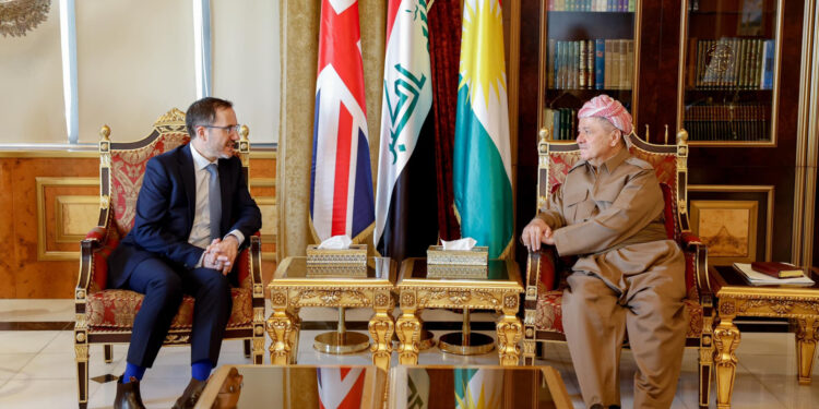 مسعود بارزاني يلتقي السفير البريطاني