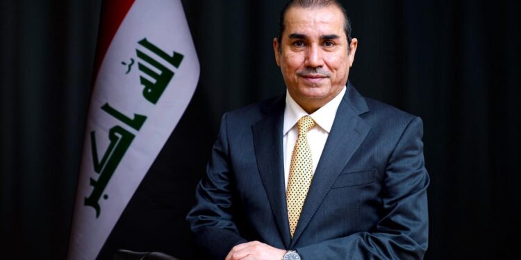 السفير العراقي بأنقرة يرد على أمر استقدامه من النزاهة