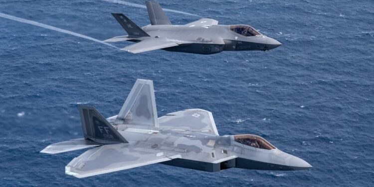 قراءة إسرائيلية لتعزيز القوة الامريكية في المنطقة