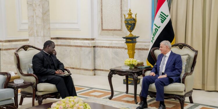 ملف ساكو يصل إلى الفاتيكان والرئيس رشيد يوضح